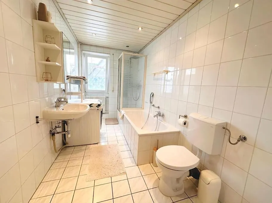 Gemuetliche 3 Zimmer Wohnung Kleinostheim 0*,